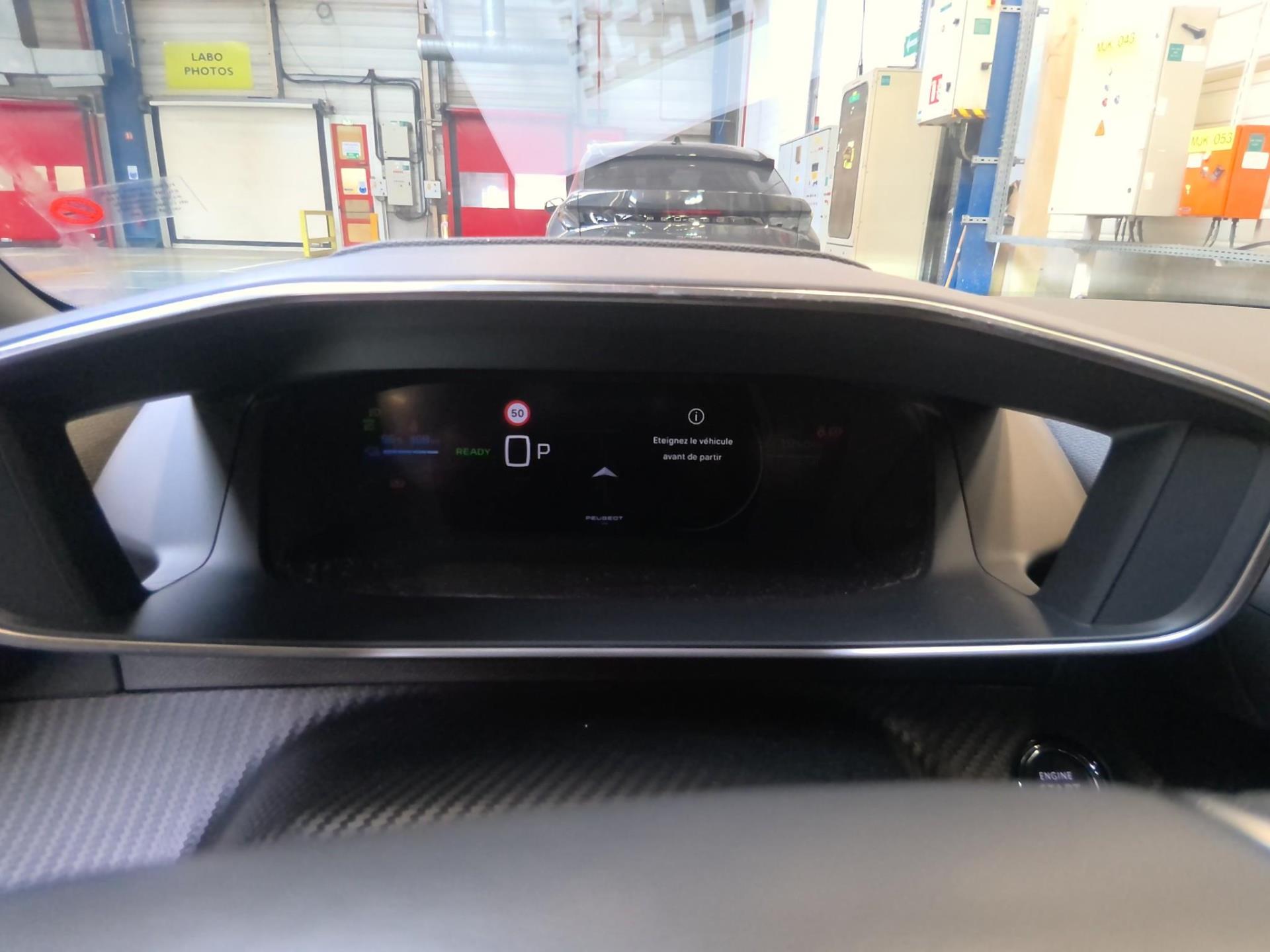 Peugeot 2008 Electrique 54 kWh 156 ch GT 2025