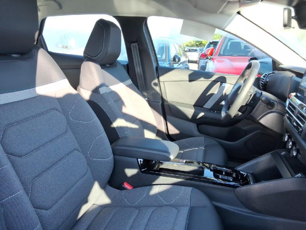 Foto Citroën C4 X 13