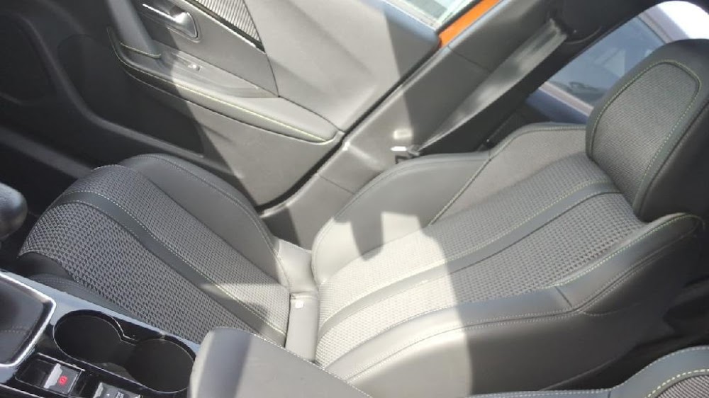 Foto Peugeot 2008 8