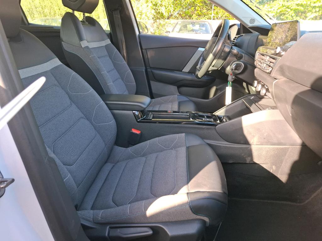 Citroen C4 SOCIETE PURE TECH 130 S&S EAT8 FEEL NAV BUSINESS R 2022