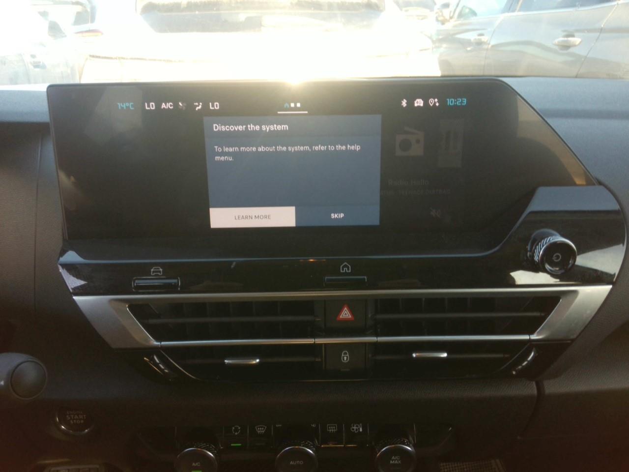 Foto Citroën C4 X 6