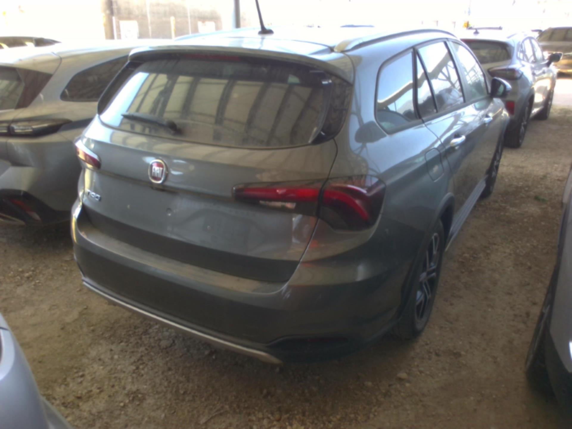 FIAT Tipo Cross SW 1.6 Multijet 130 ch S&S Plus 2022