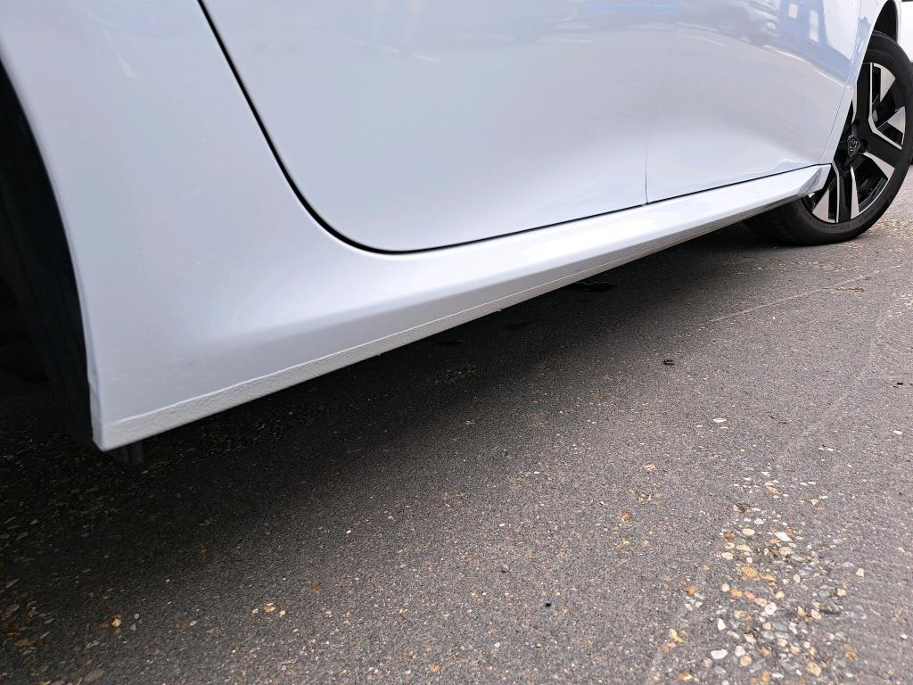 Peugeot 208 Hybrid 145 ch e-DCS6 Allure 2025