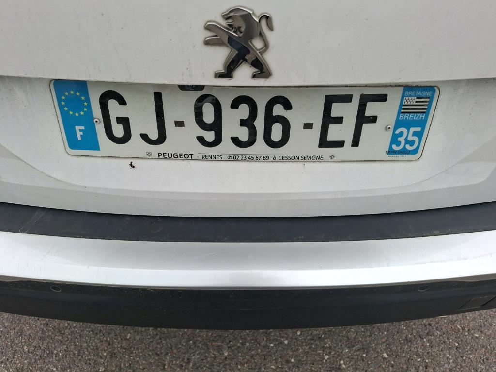 Peugeot 2008 BlueHDi 110 S&S BVM6 Active Pack 2022