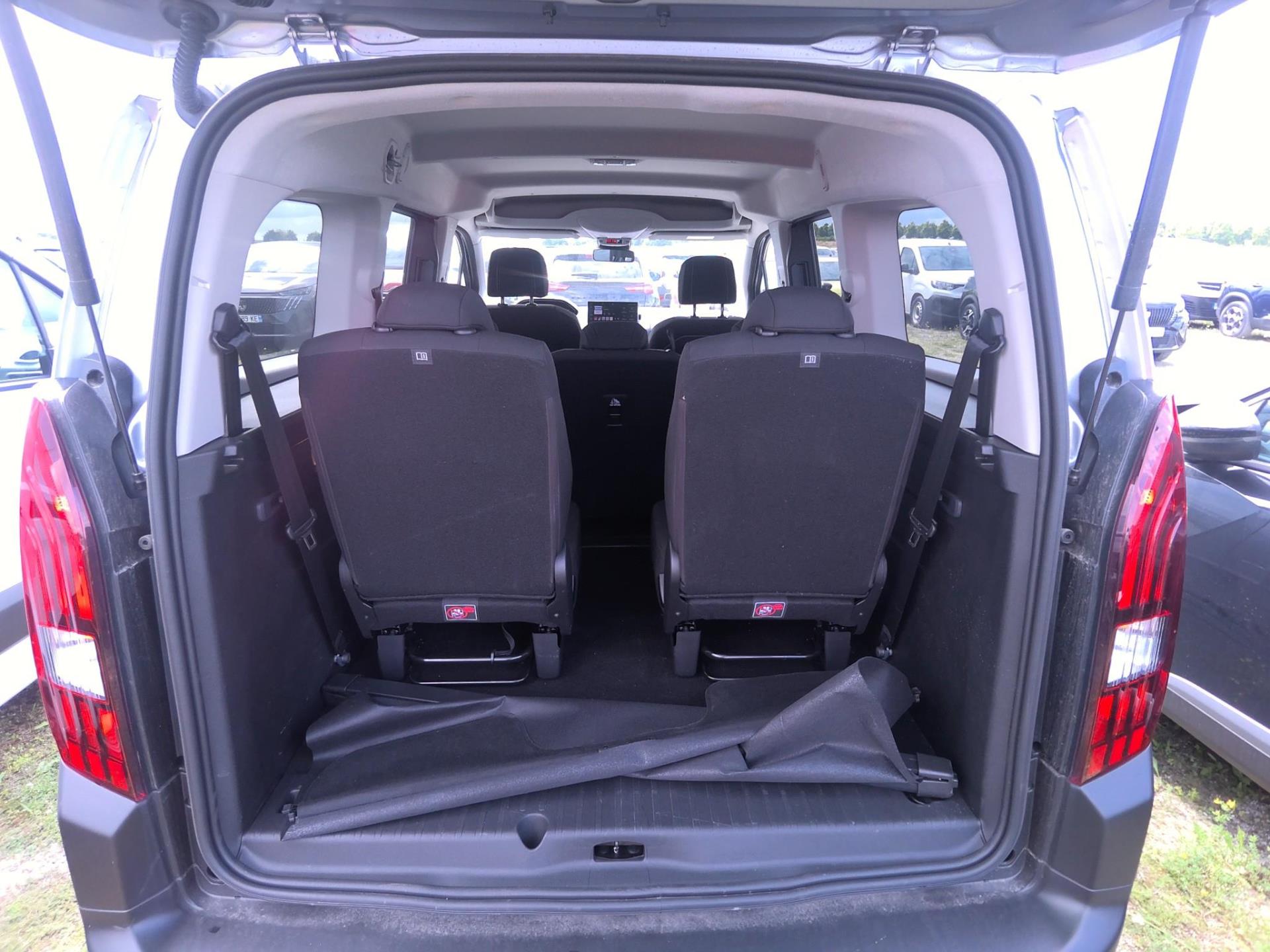 Peugeot Rifter XL BlueHDi 130 S&S EAT8 5pl GT 2024