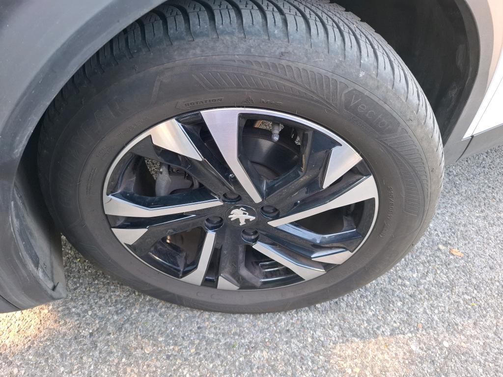 Peugeot 2008 PureTech 130 S&S EAT8 GT 2022
