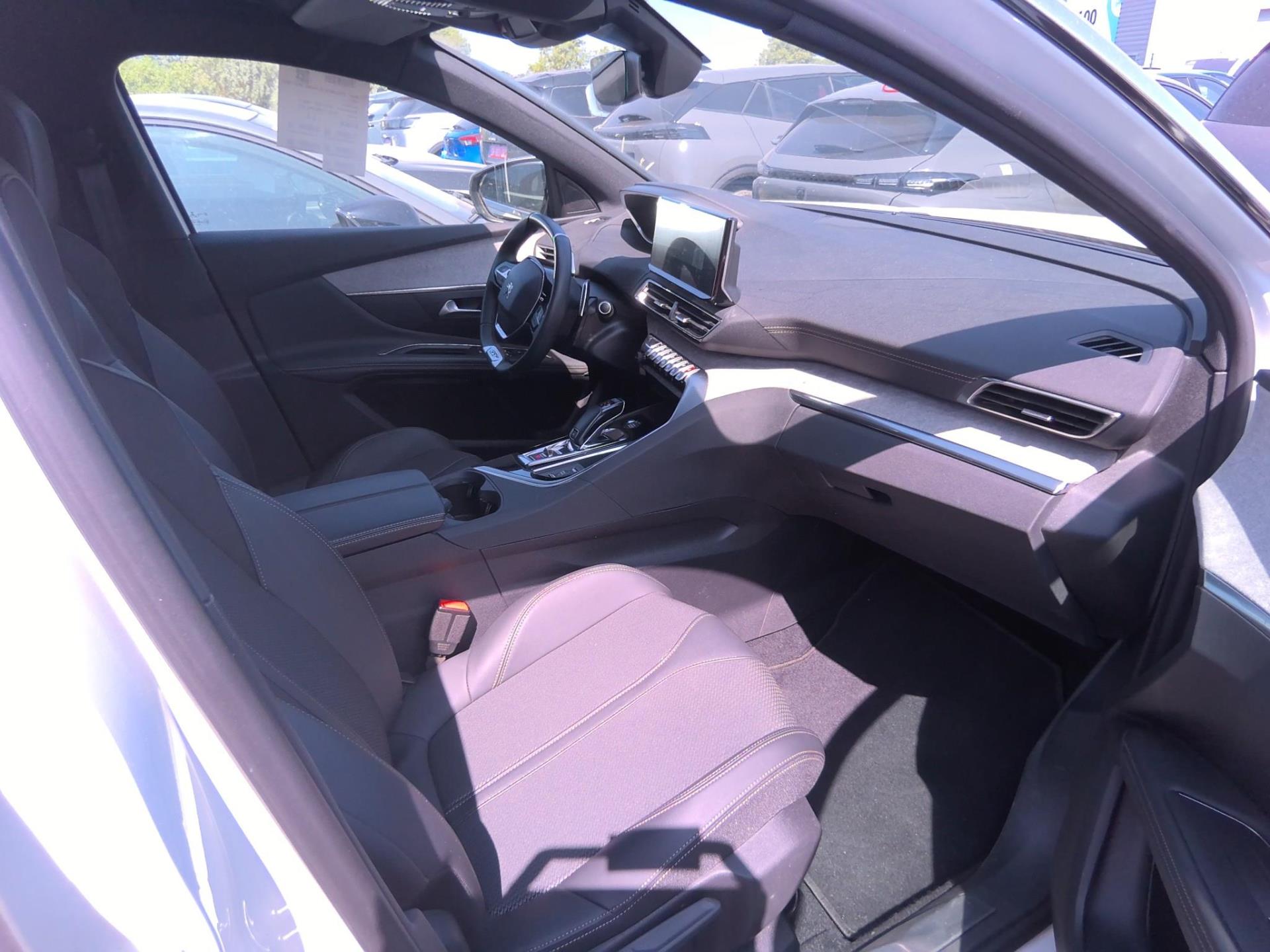 Peugeot 3008 Puretech 130ch S&S EAT8 GT 2022