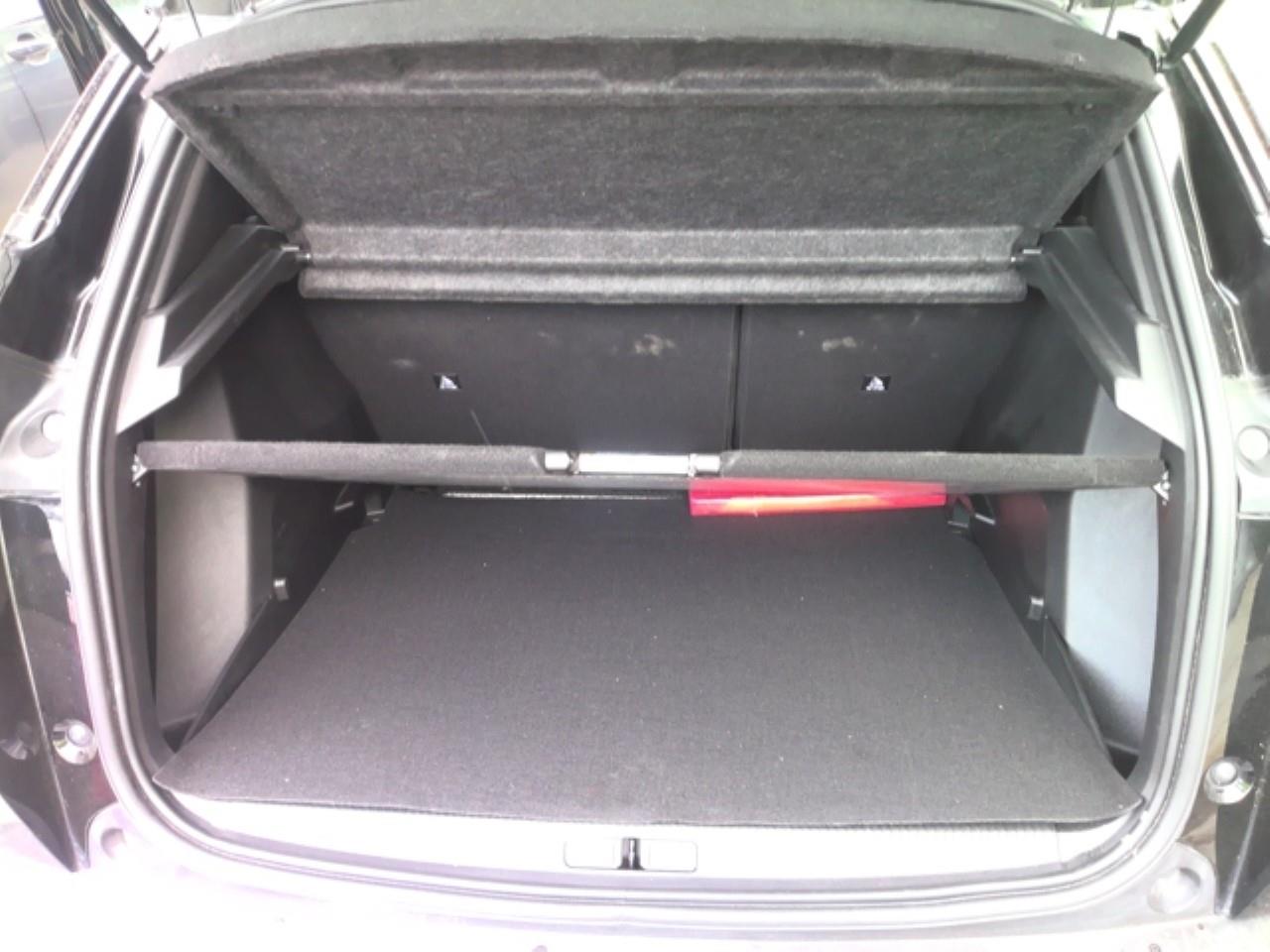 Foto Peugeot 2008 13