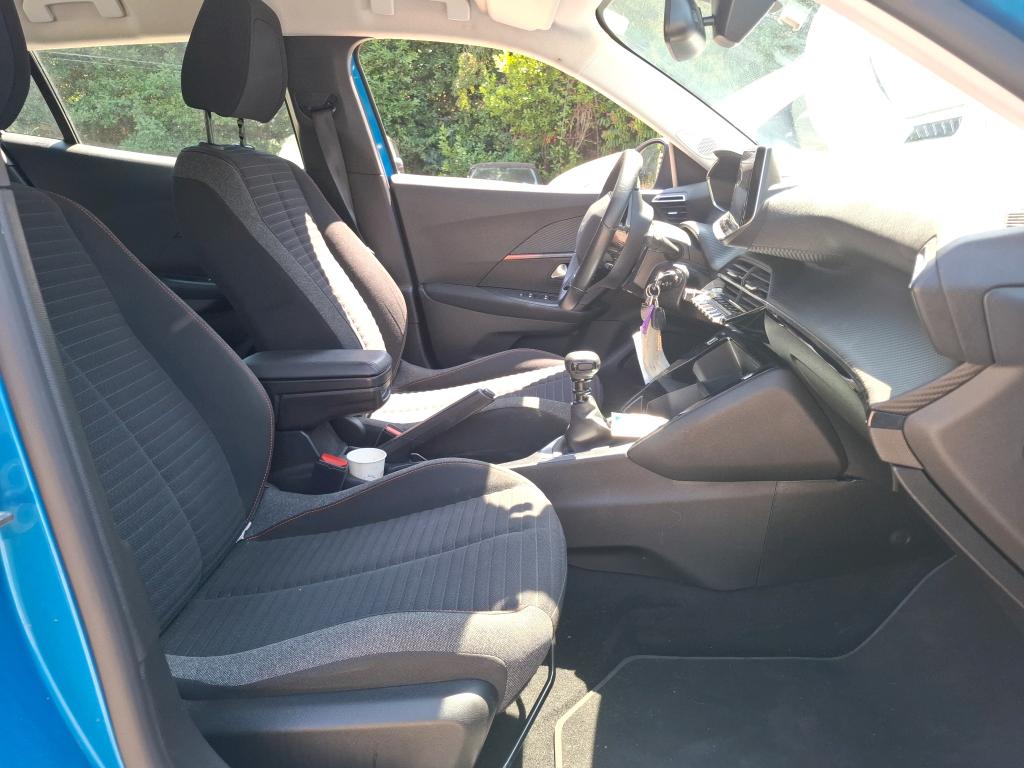 Peugeot 2008 PureTech 130 S&S BVM6 Active Pack 2022