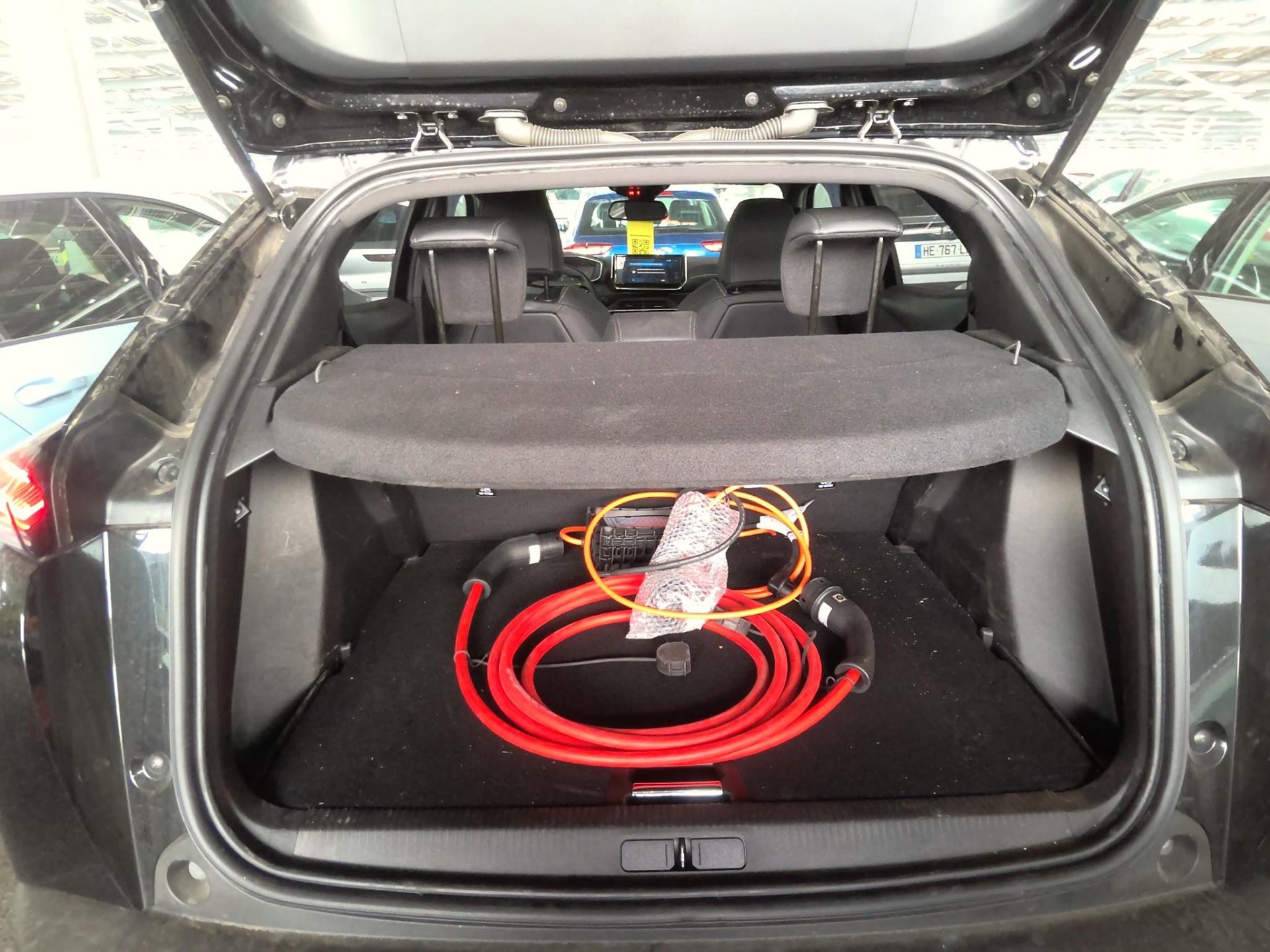 Peugeot 2008 Electrique 156 ch 54 kWh GT 2025