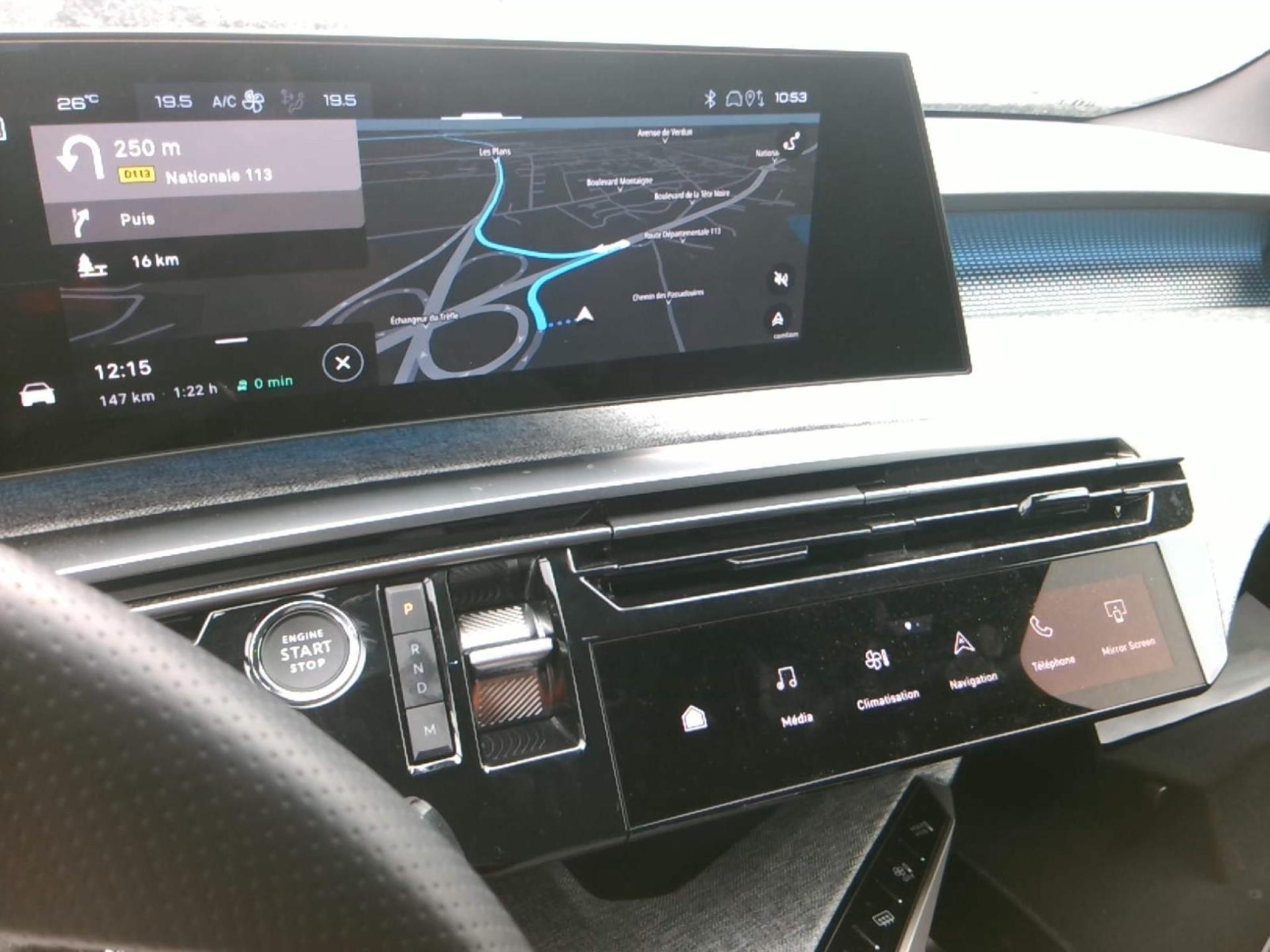 Peugeot 5008 Hybrid 136 e-DCS6 GT 2025
