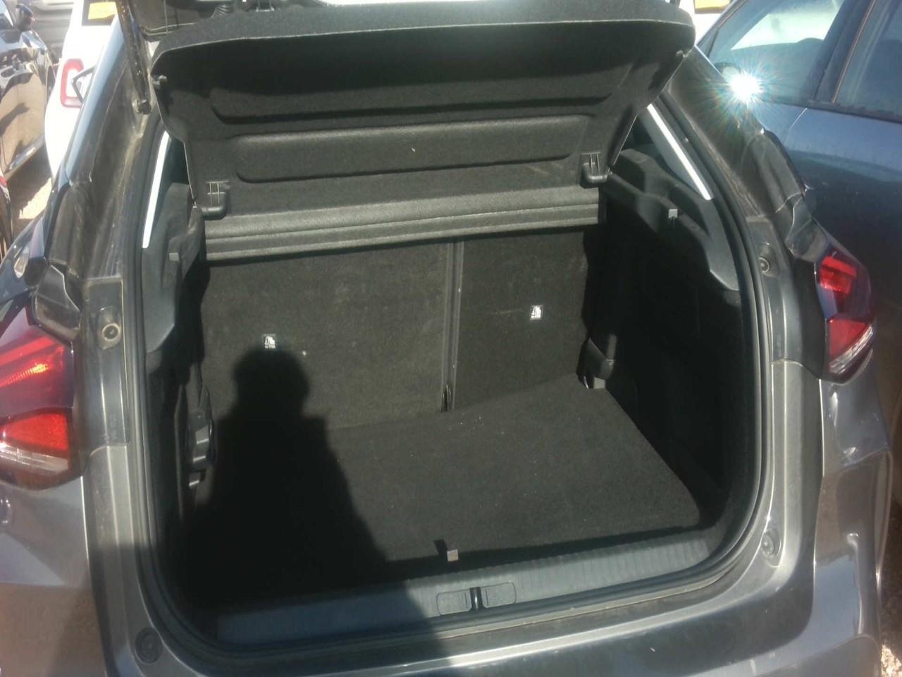 Foto Citroën C4 X 8