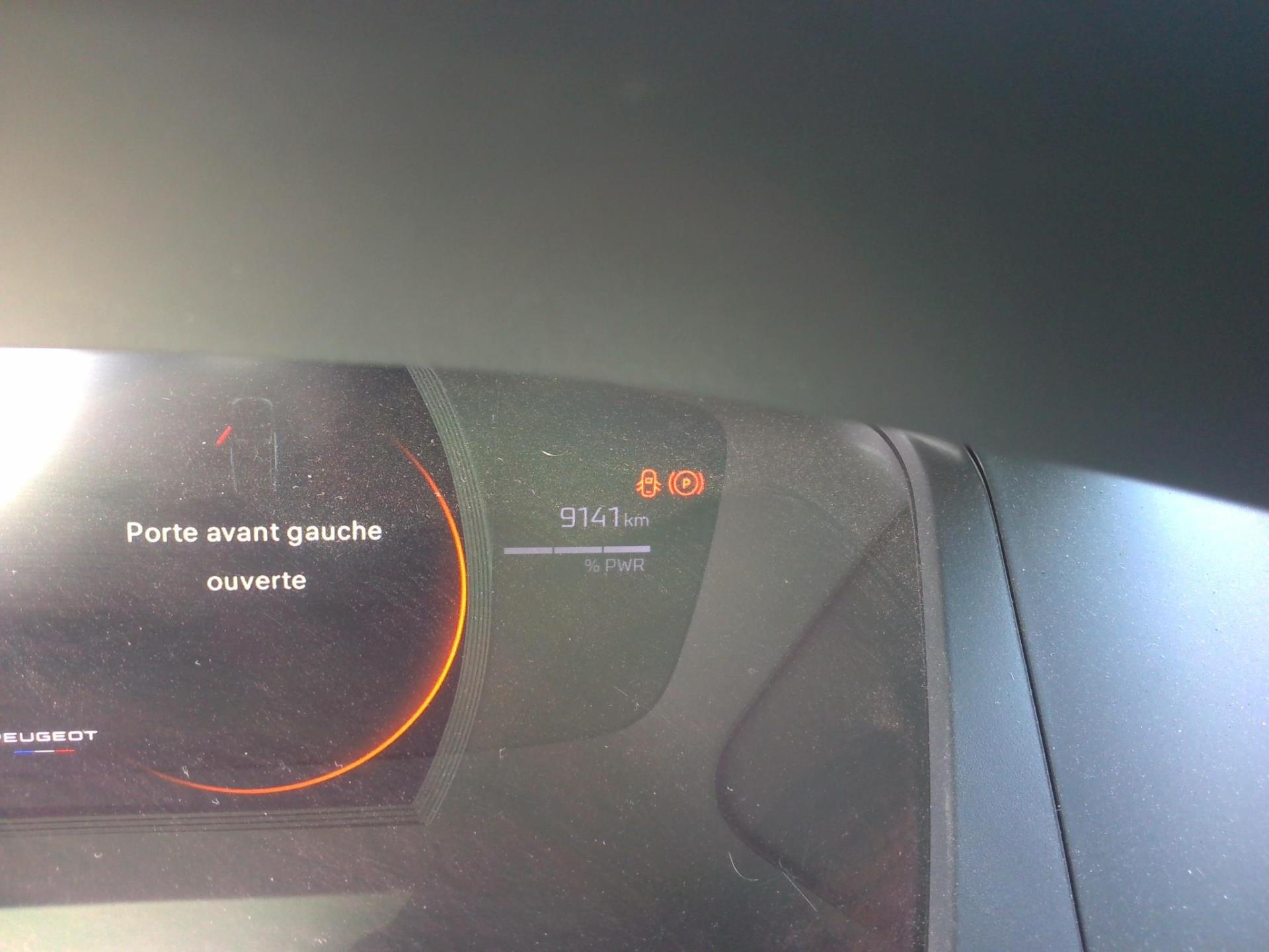 Peugeot 2008 Electrique 50 kWh 136 ch GT 2025