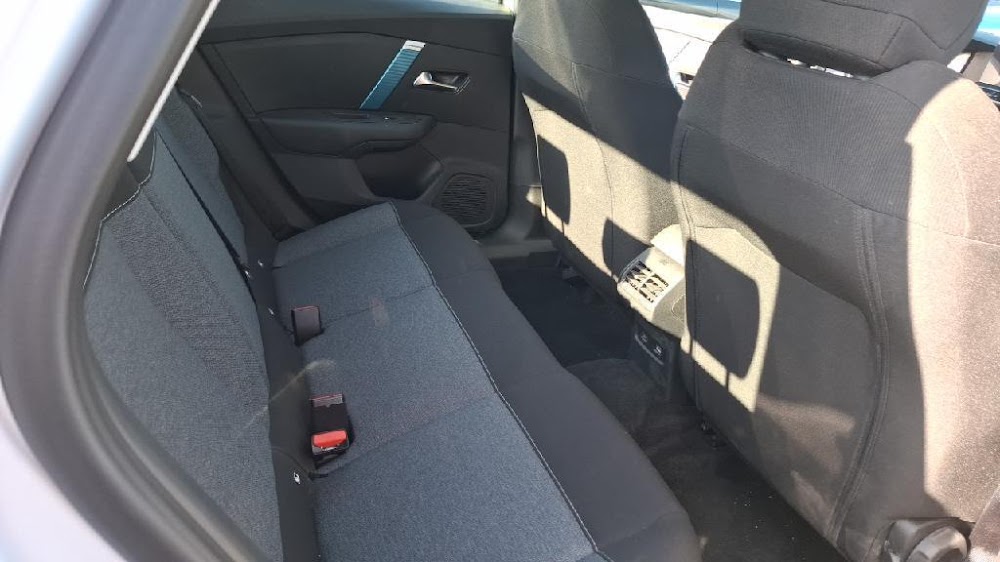 Foto Citroën ë-C4 14