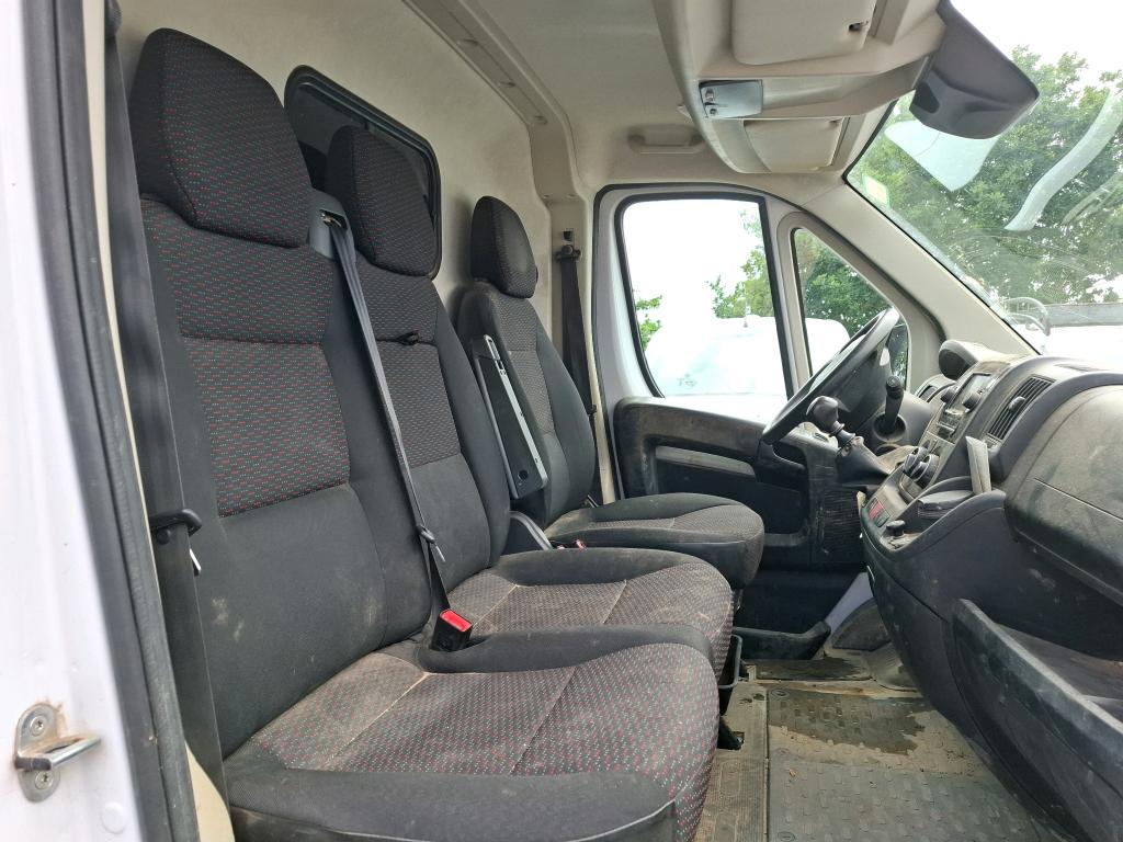 Peugeot BOXER TOLE 335 L2H2 BLUEHDI 140 S&S ASPHALT 2022