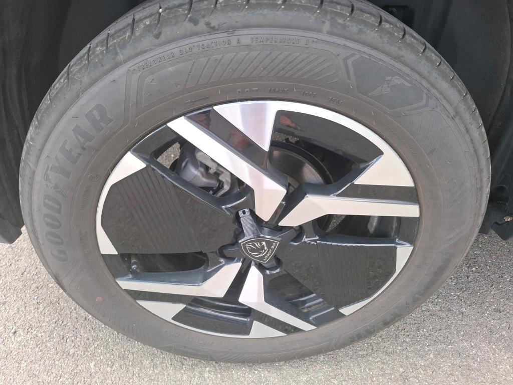 Peugeot 2008 Hybrid 145 ch e-DCS6 GT 2025
