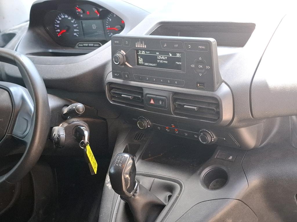 Peugeot PARTNER FOURGON STANDARD 650 KG BLUEHDI 100 S&S BVM5 PREMIUM 2020
