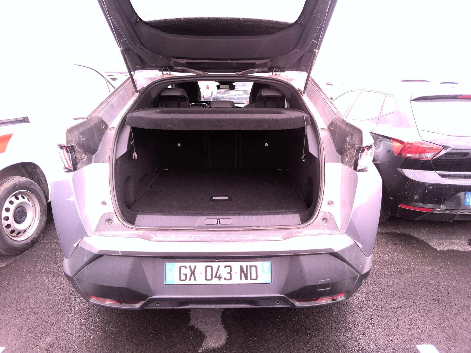 Peugeot 3008 Hybrid 136 e-DCS6 Allure 2024