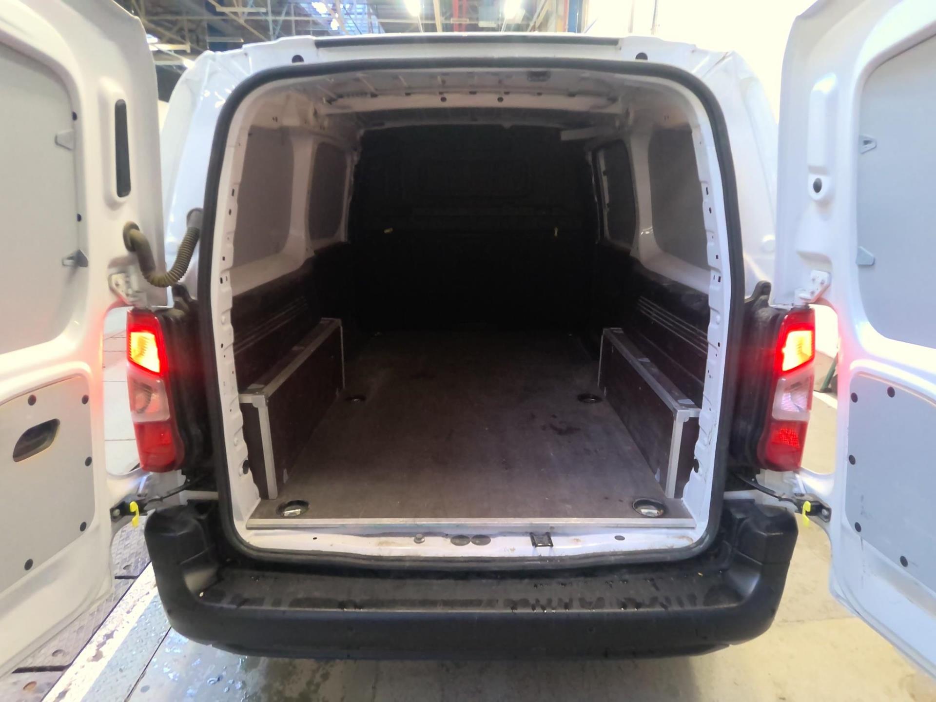 Citroen BERLINGO VAN TAILLE XL 950KG BLUEHDI 100 S&S BVM6 2024