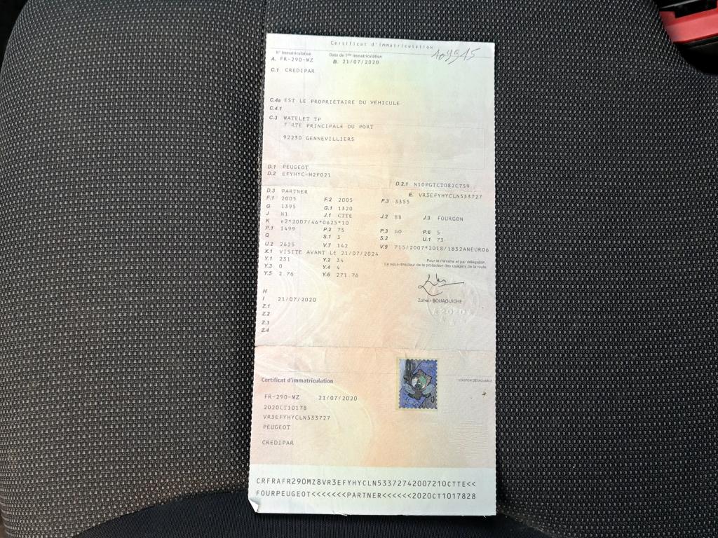 Peugeot PARTNER FOURGON STANDARD 650 KG BLUEHDI 100 S&S BVM5 PREMIUM 2020