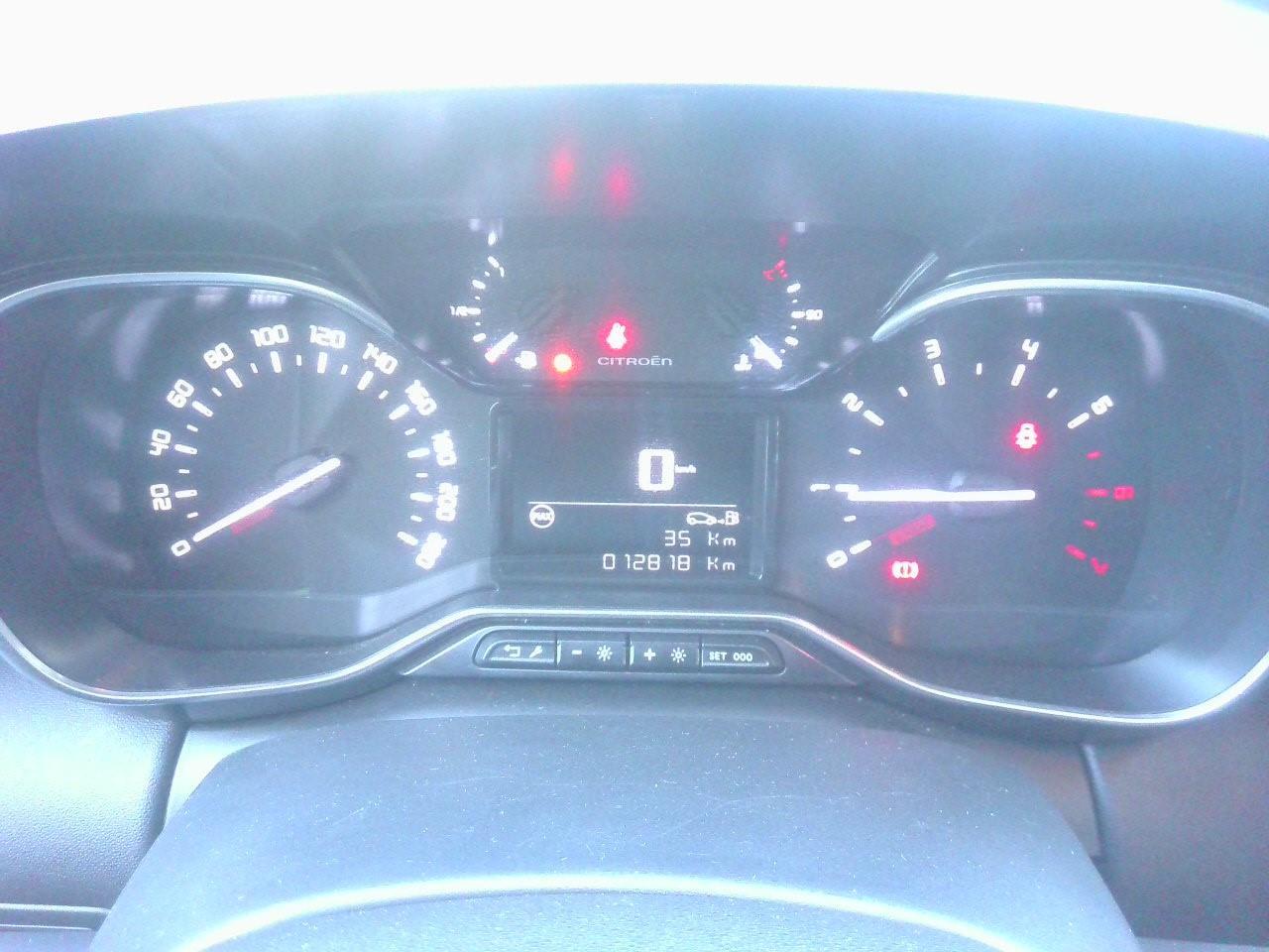 Foto Citroën C3 Aircross 8