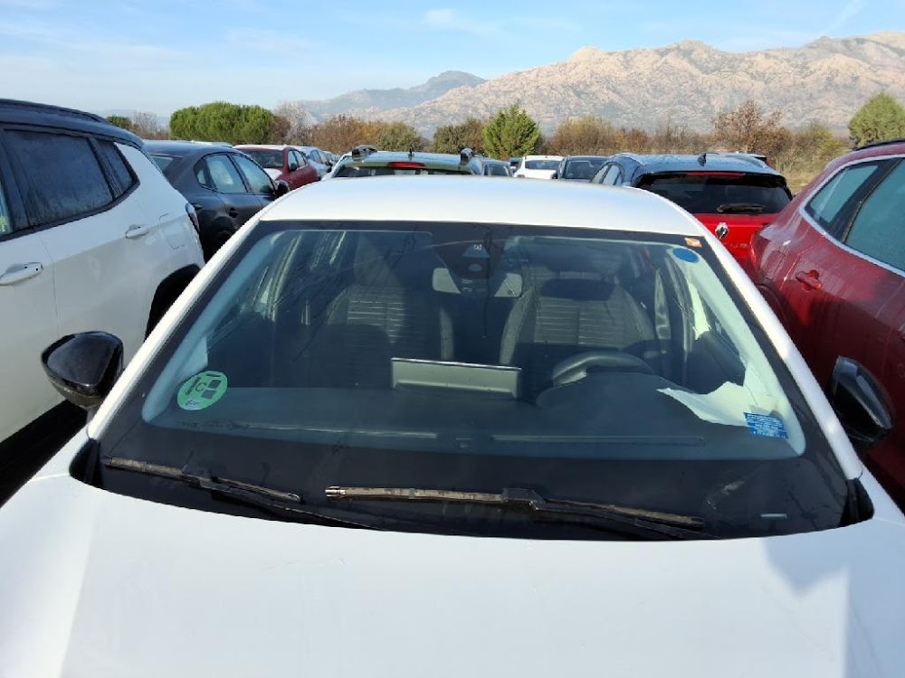 Foto Peugeot 208 8