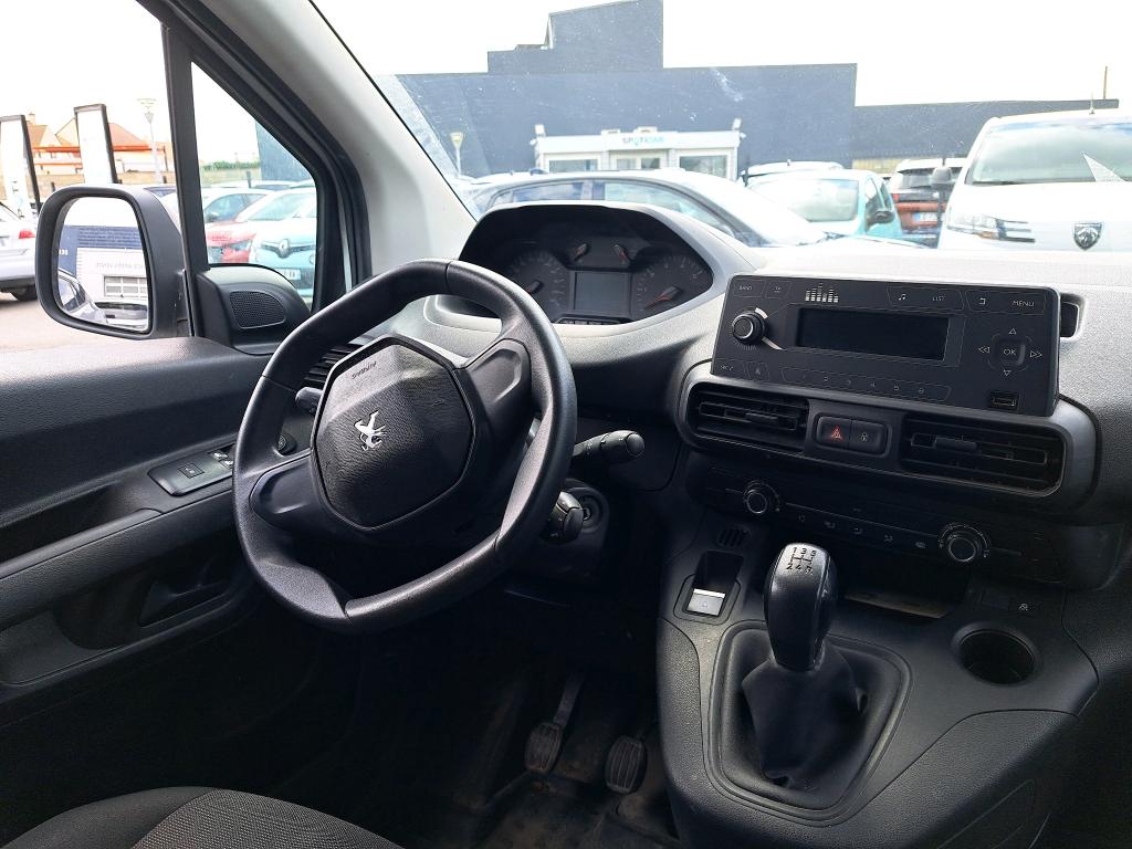 Peugeot PARTNER FOURGON STANDARD 650 KG BLUEHDI 100 S&S BVM5 PREMIUM 2019