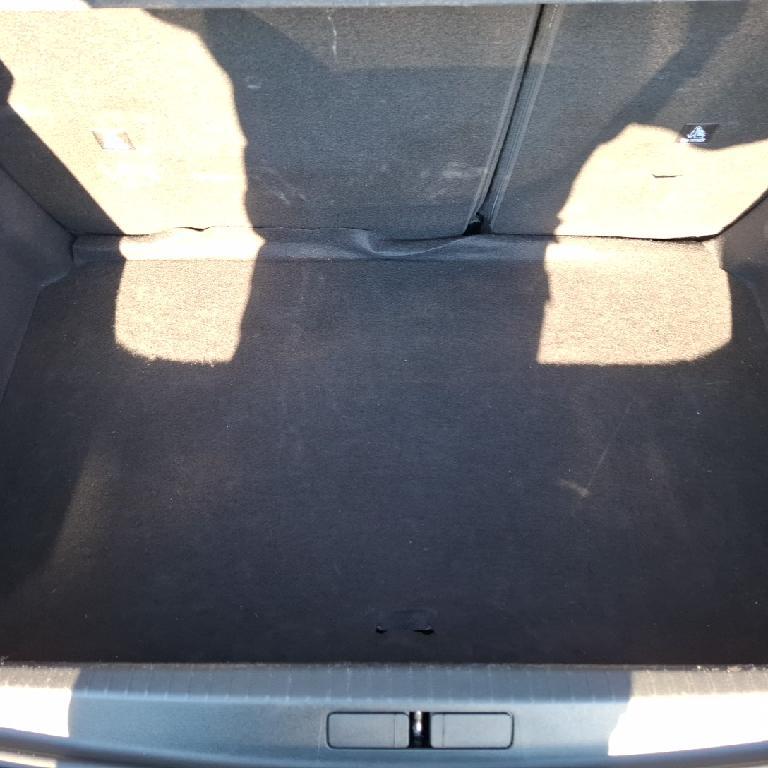 Foto Peugeot 208 14