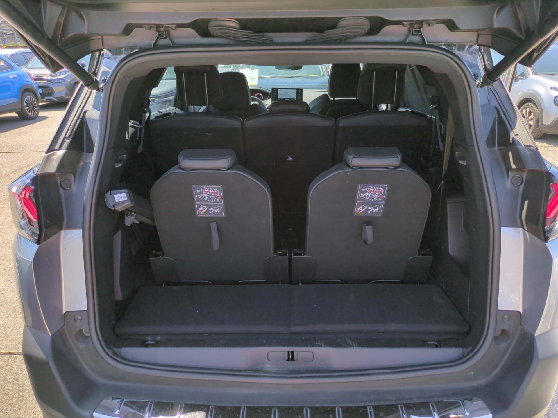 Peugeot 5008 BlueHDi 130ch S&S EAT8 GT 2024