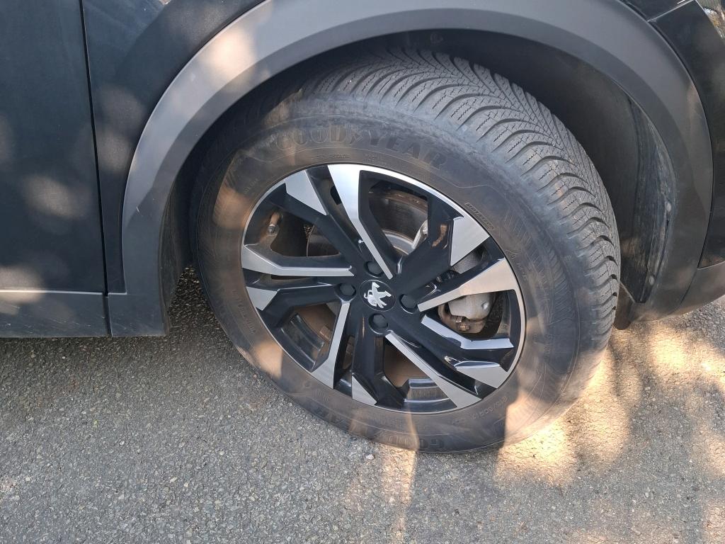 Peugeot 2008 Electrique 136 ch Roadtrip 2023