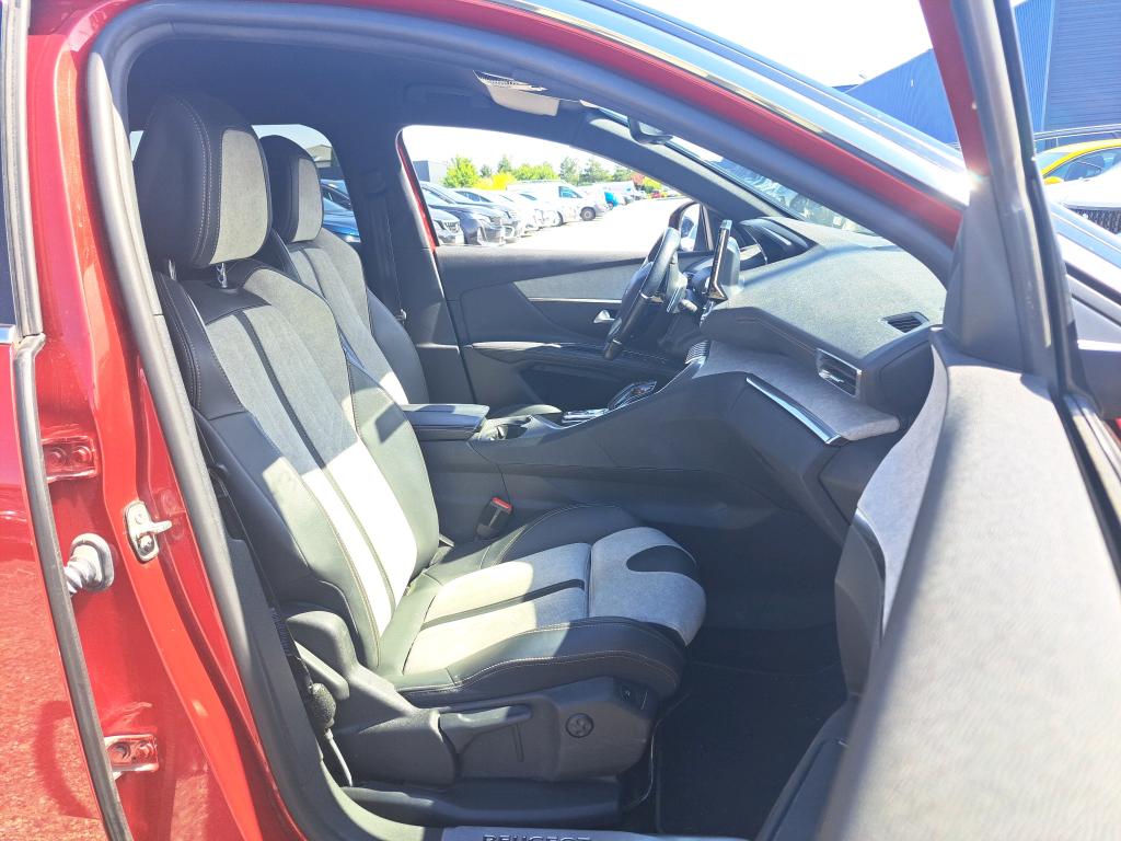 Peugeot NV 3008 SUV 