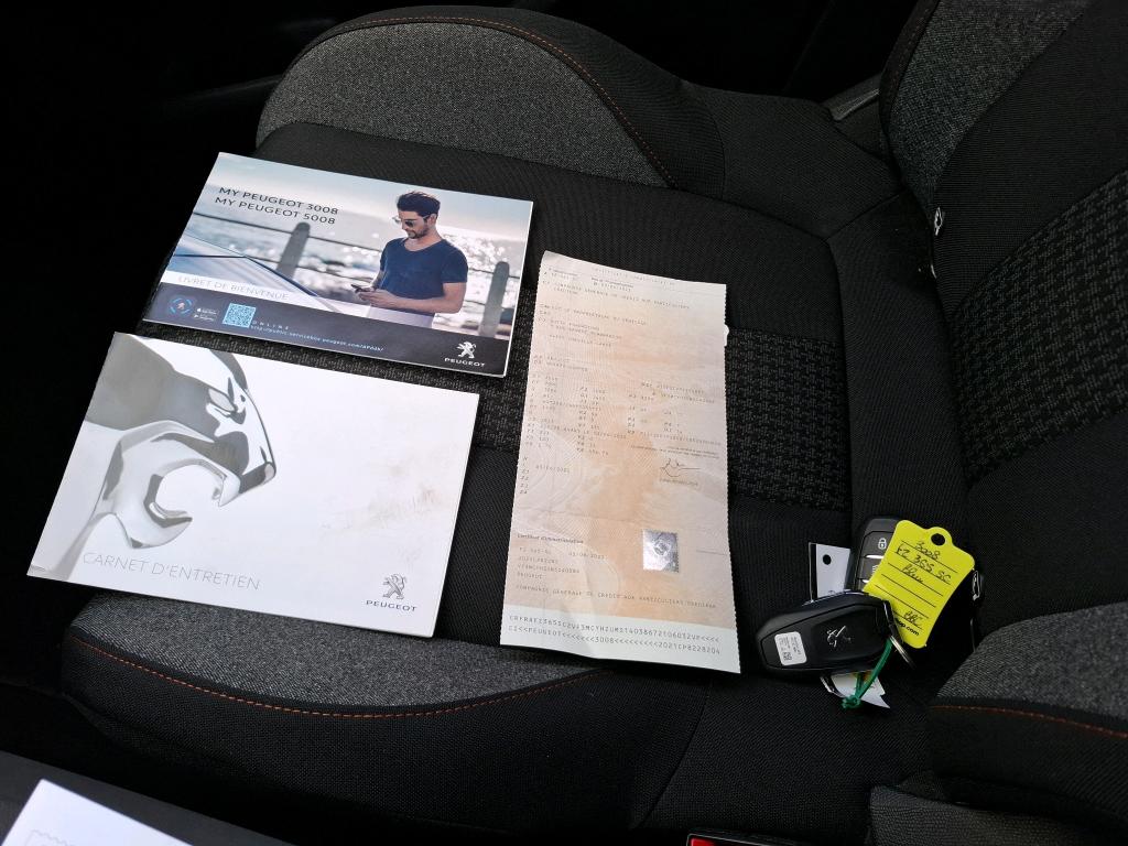 Peugeot 3008 BlueHDi 130ch S&S EAT8 Active Business 2021