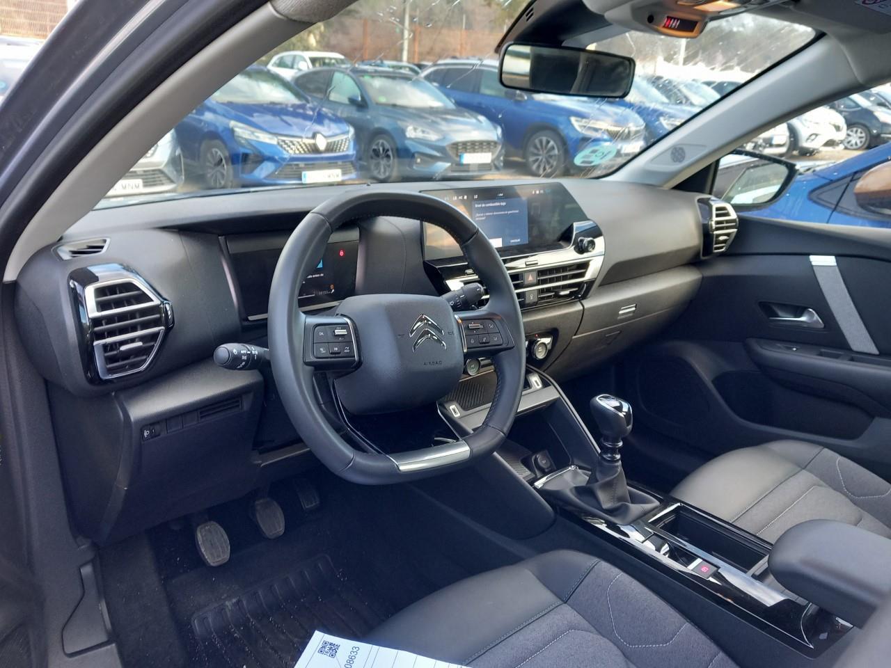 Foto Citroën C4 X 11