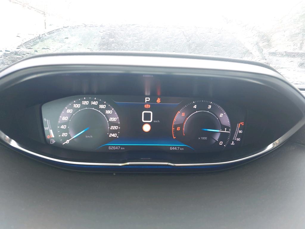 Peugeot 3008 BlueHDi 130ch S&S EAT8 Active Business 2021