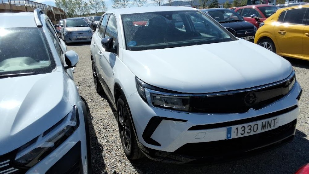 Foto Opel Grandland PHEV 7