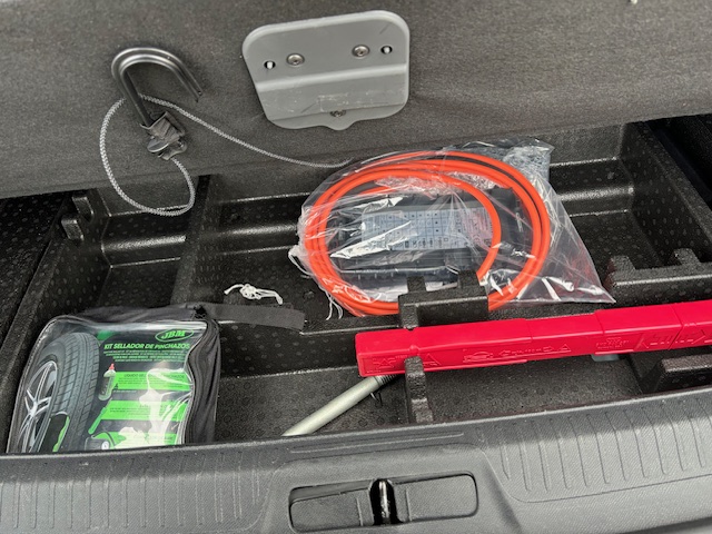 Foto Peugeot 408 17
