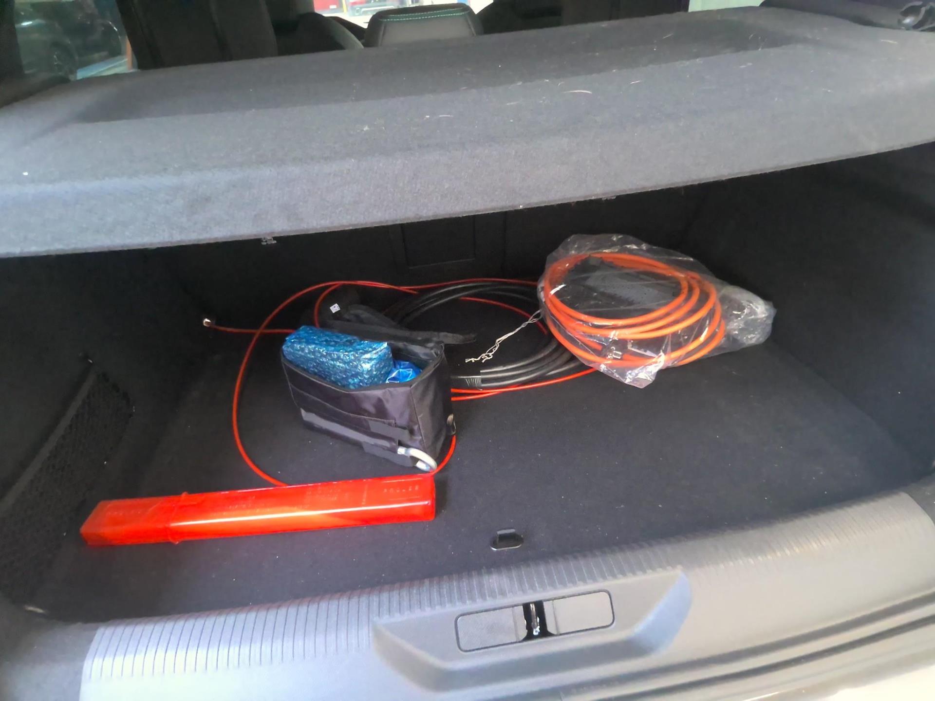 Peugeot 308 PHEV 180 e-EAT8 Allure 2024