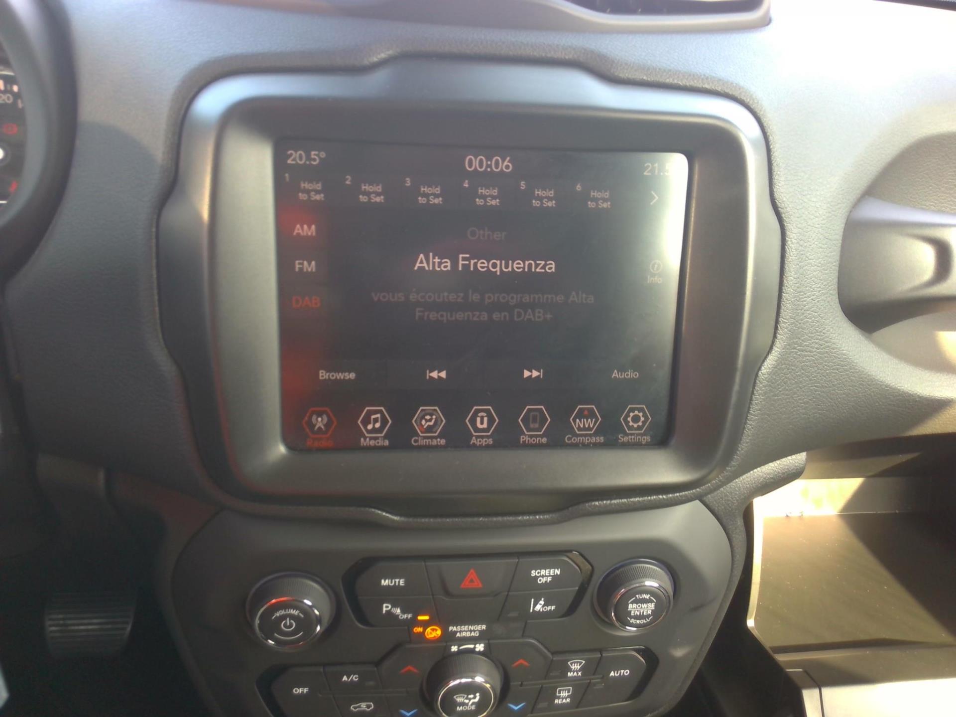 JEEP Renegade 1.5 Turbo T4 130 ch BVR7 e-Hybrid Limited 2023