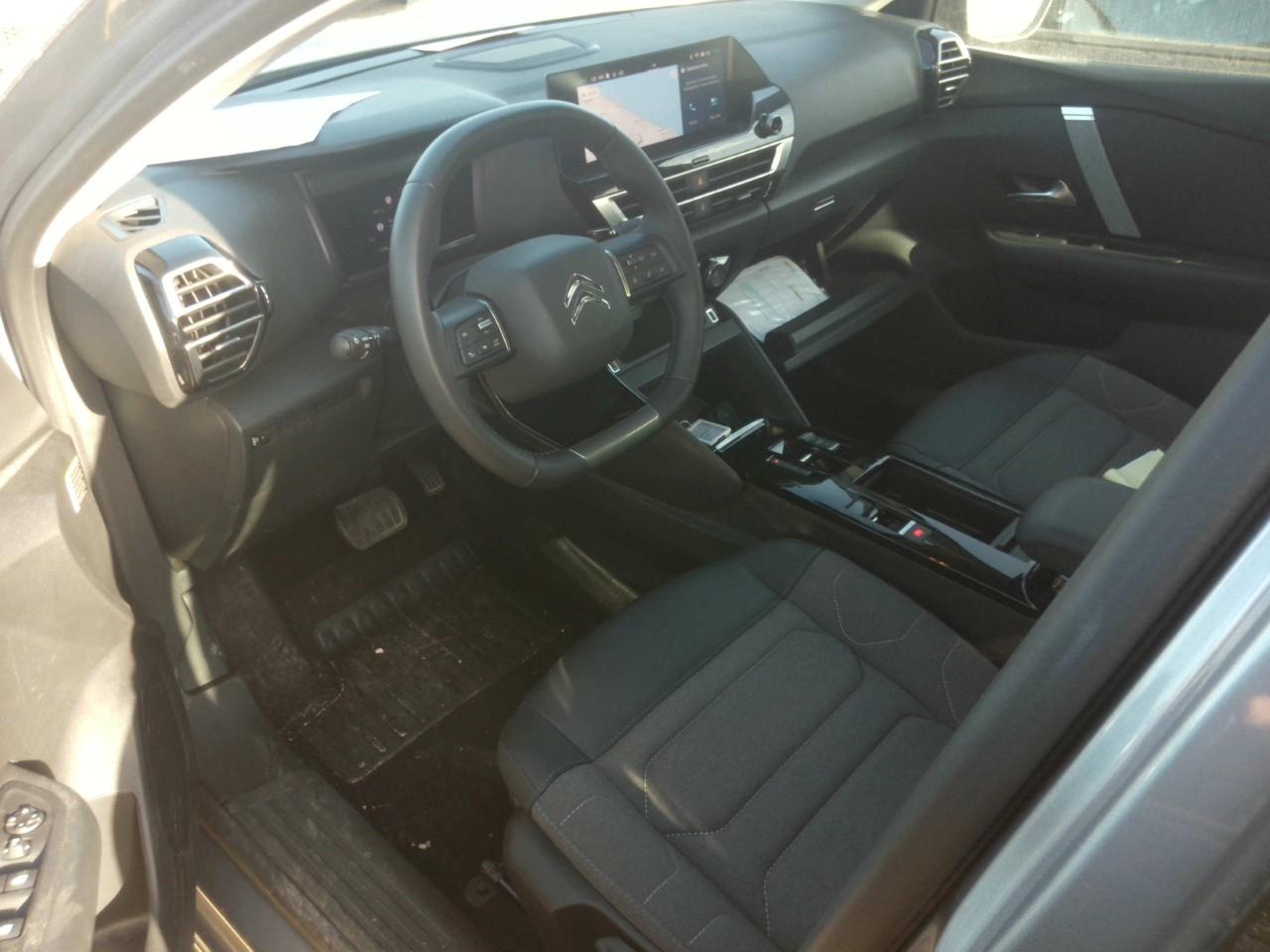Foto Citroën C4 X 3