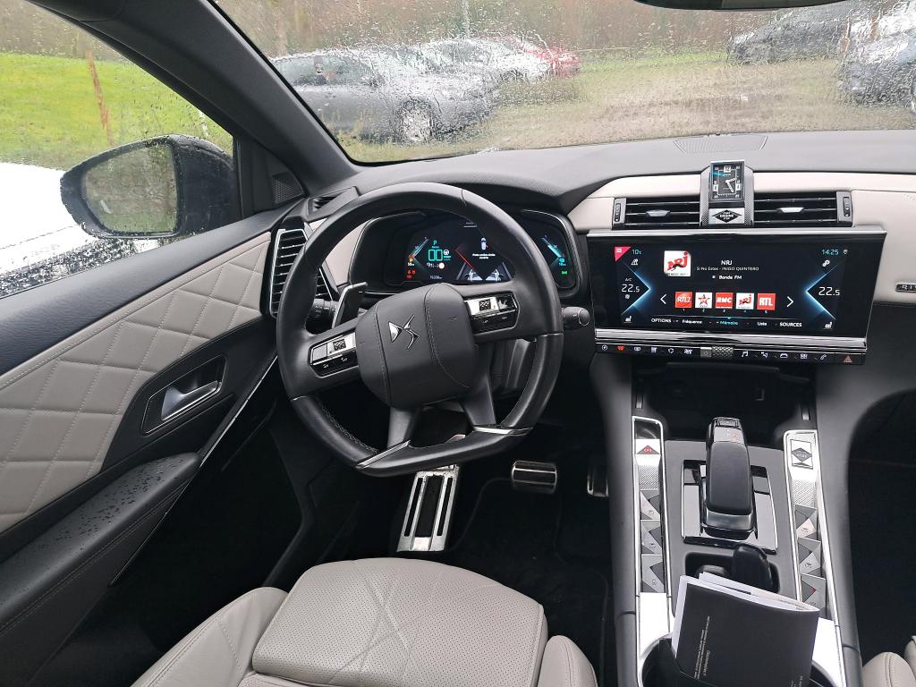 DS DS7 Crossback Hybride E-Tense 300 EAT8 4x4 Rivoli 2021