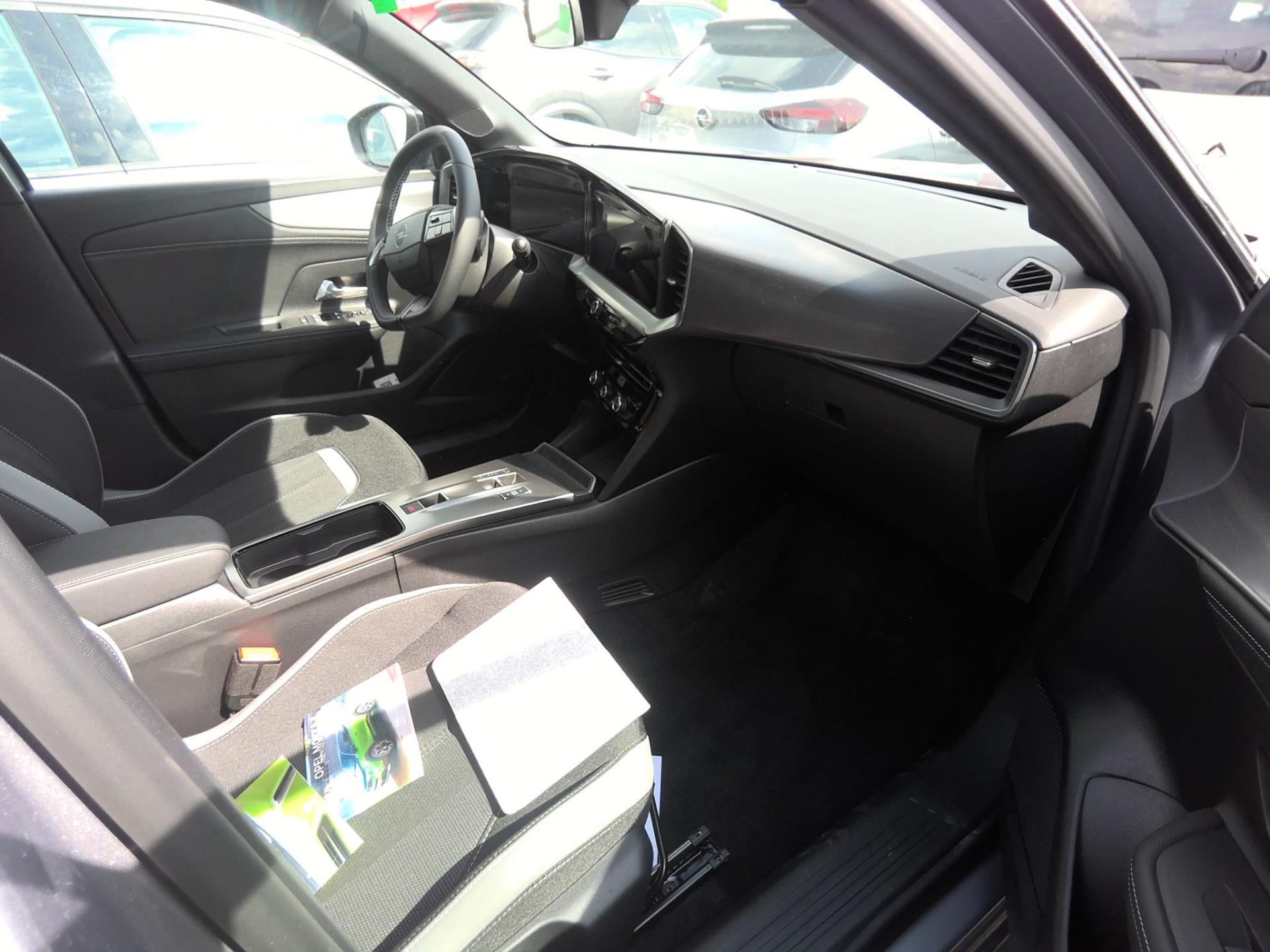 Opel Mokka 1.2 Turbo Hybride 136 ch e-DCT6 GS 2024
