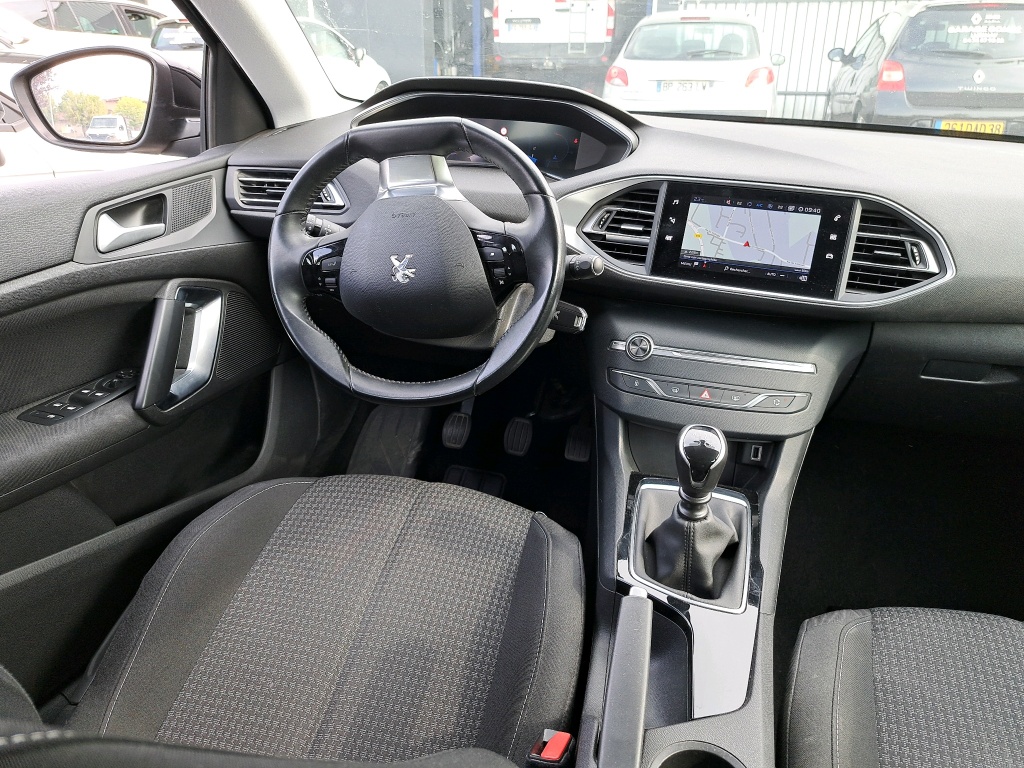 Peugeot 308 SW BlueHDi 130ch S&S BVM6 Active Business 2021