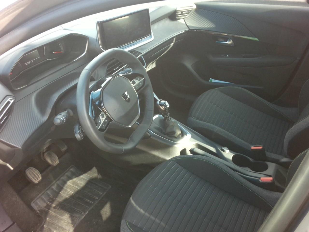 Foto Peugeot 208 7
