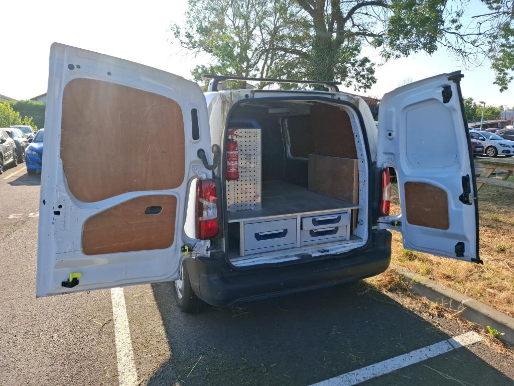 Peugeot PARTNER FOURGON STANDARD 650 KG BLUEHDI 75 BVM5 PREMIUM 2019