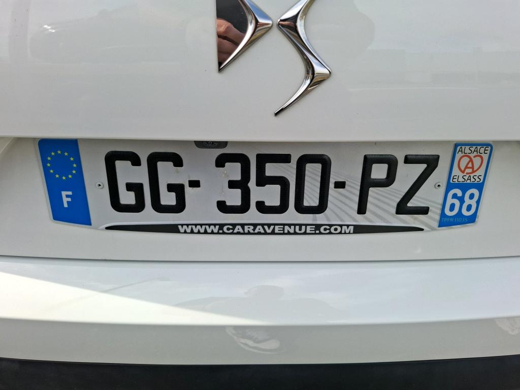 DS DS7 Crossback BlueHDi 130 EAT8 Rivoli 2022
