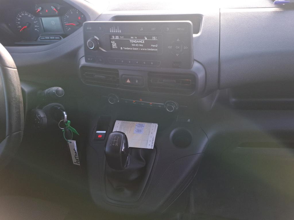Peugeot PARTNER FOURGON STANDARD 650 KG BLUEHDI 100 S&S BVM5 PREMIUM 2021