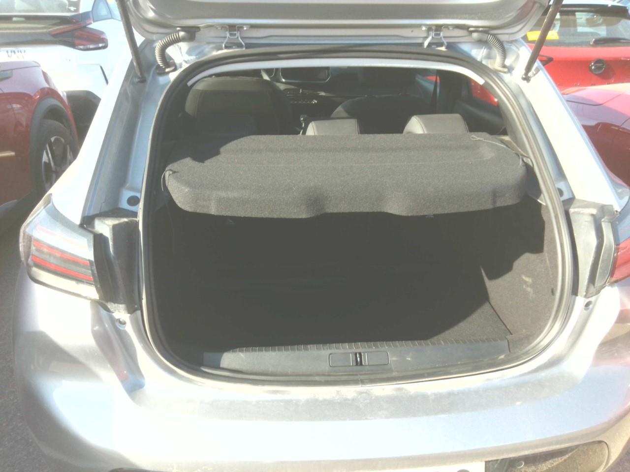 Foto Peugeot 208 9