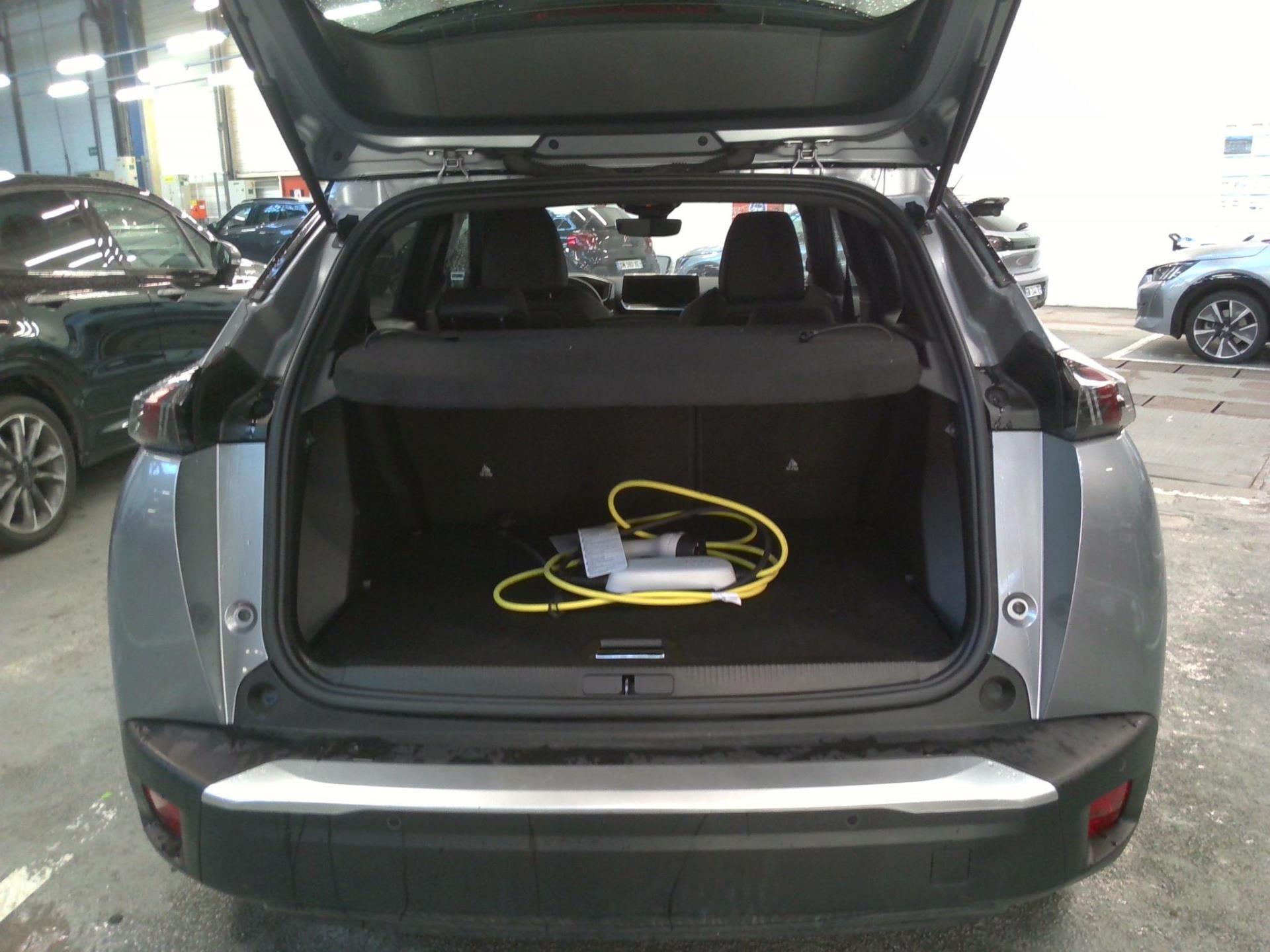 Peugeot 2008 Electrique 136 ch GT 2022