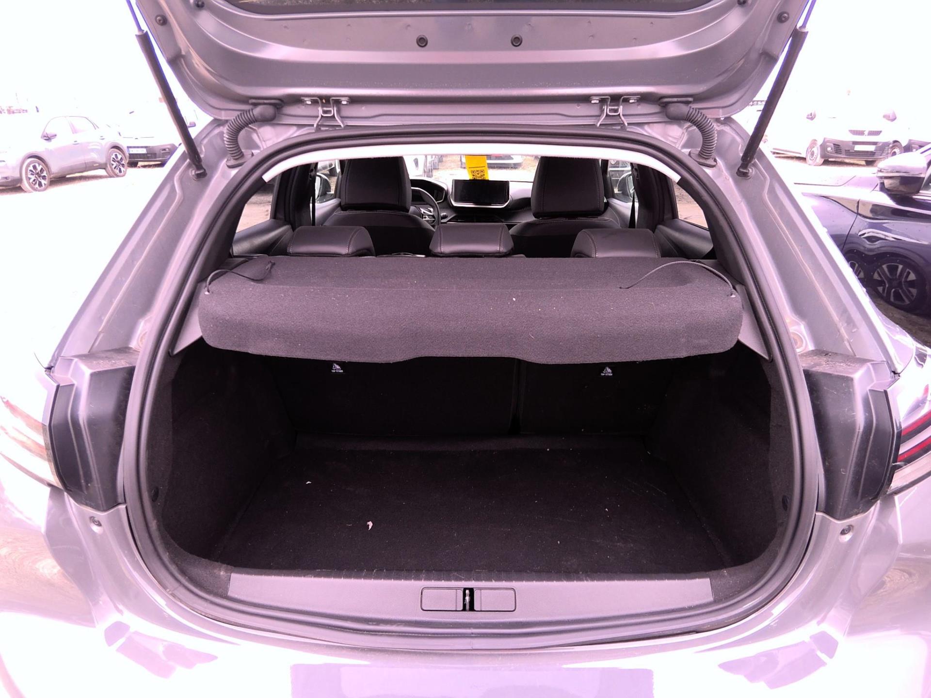 Peugeot 208 Hybrid 100 e-DCS6 Allure 2025