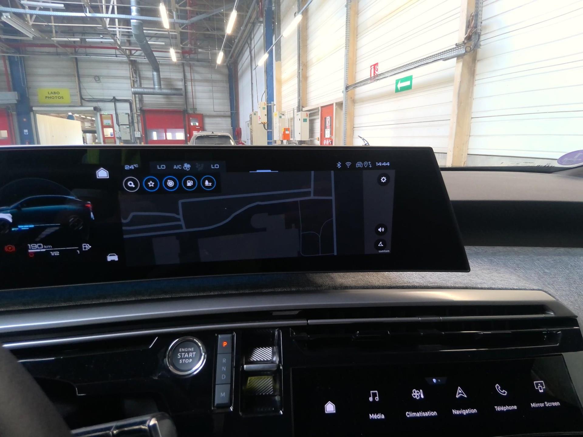 Peugeot 3008 Hybrid 136 e-DCS6 Allure 2024